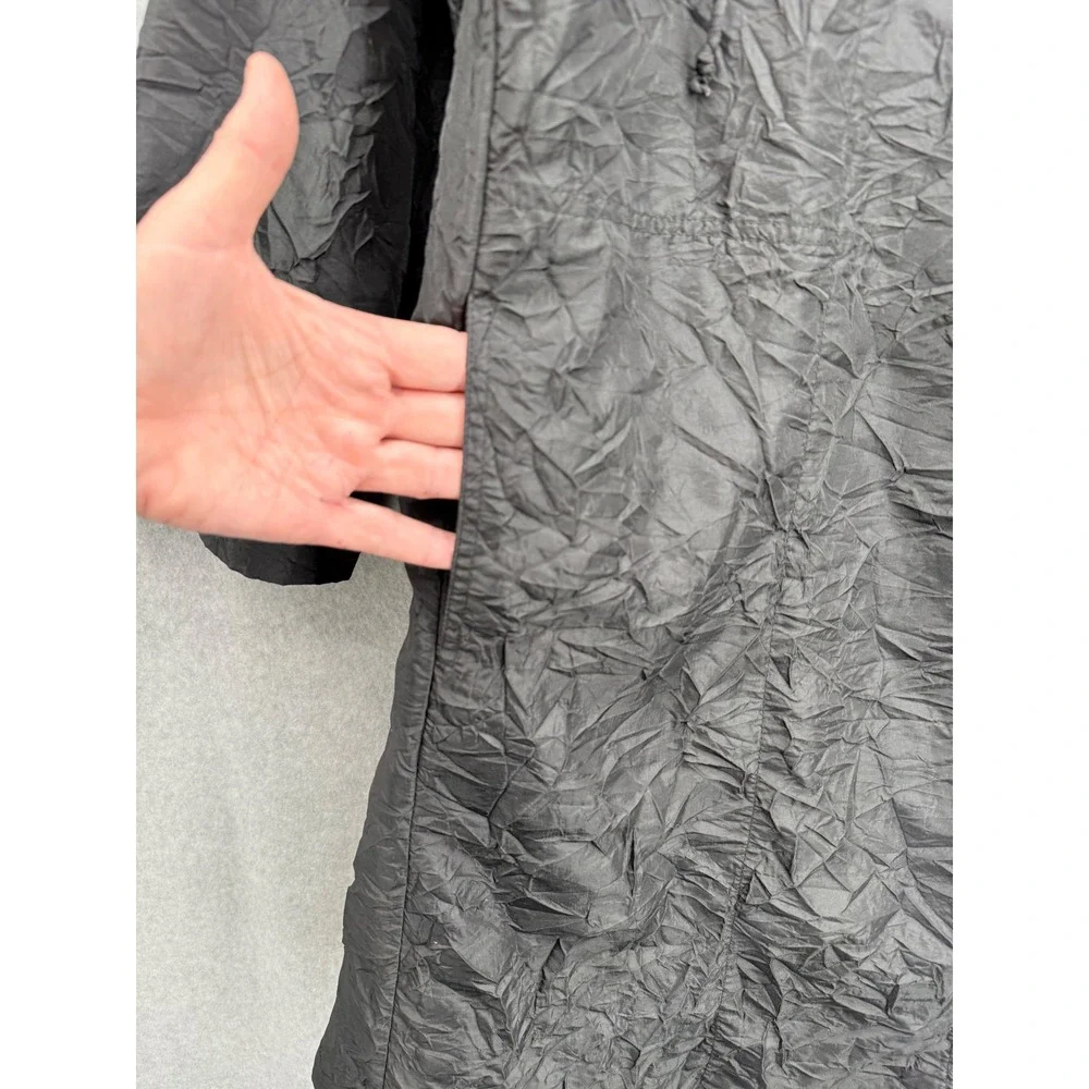 UBU Pack Your Personality Travel Coat Women Size M Black Crinkle Snap Front 3392